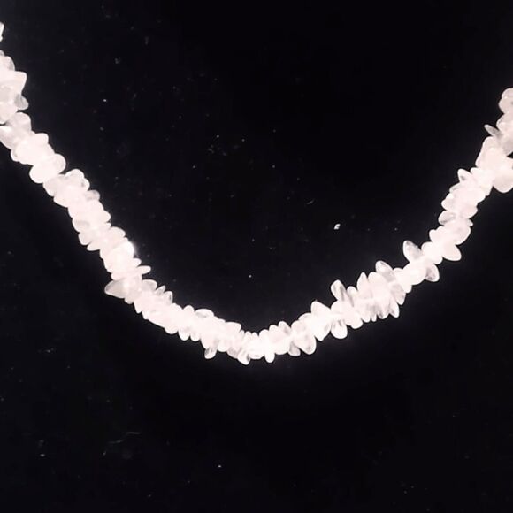Natural Pink Rose Quartz Chip Beaded Necklace 34 Inches - Picture 3 of 7